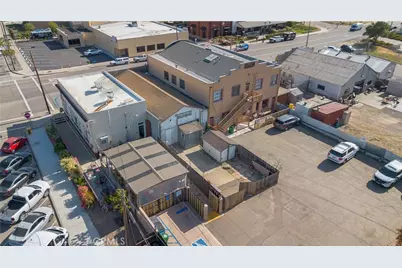 115 E Clark Avenue, Santa Maria, CA 93455 - Photo 2