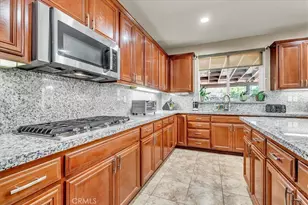 3615 W Sunnyview Ave, Visalia, CA 93291 - Photo 28