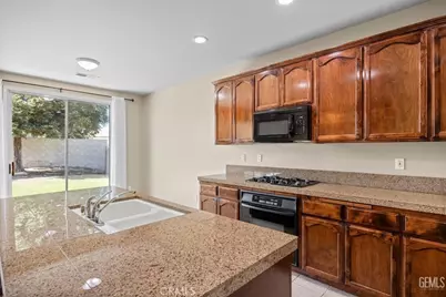 9509 Metropolitan Way, Bakersfield, CA 93311 - Photo 22