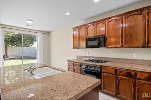 9509 Metropolitan Way, Bakersfield, CA 93311 - Photo 22
