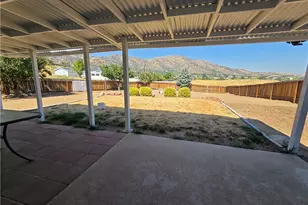 22201 McCarthy Dr, Tehachapi, CA 93561 - Photo 16