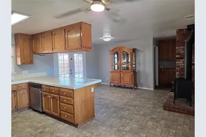 22201 McCarthy Drive, Tehachapi, CA 93561 - Photo 6