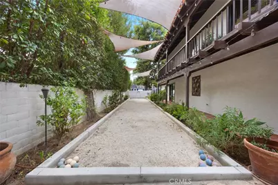 4265 Country Club Drive, Bakersfield, CA 93306 - Photo 6