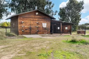 5920 Lone Pine Pl, Paso Robles, CA 93446 - Photo 16