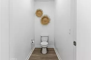 27410 N Merlin Pl, Valencia, CA 91381 - Photo 28