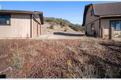 25001 Paramount Drive, Tehachapi, CA 93561 - Photo 40
