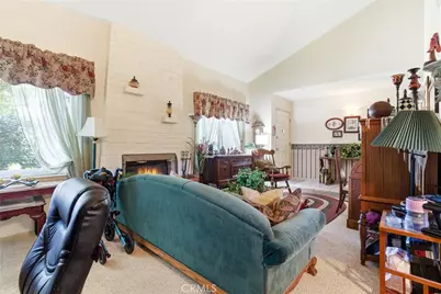 1927 S Chinowth Street, Visalia, CA 93277 - Photo 8