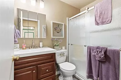 1927 S Chinowth Street, Visalia, CA 93277 - Photo 16