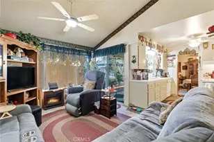 1927 S Chinowth St, Visalia, CA 93277 - Photo 14