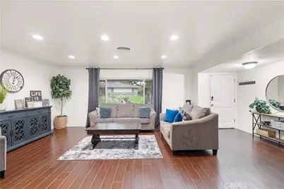 1811 Country Club, Bakersfield, CA 93306 - Photo 14