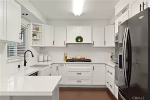 1811 Country Club, Bakersfield, CA 93306 - Photo 24