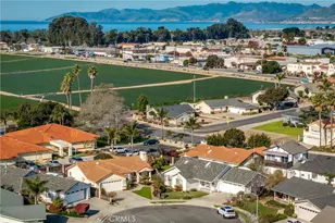 1294 San Sorrento Ct, Grover Beach, CA 93433 - Photo 2