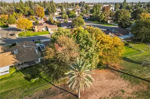 705 Bermuda St, Bakersfield, CA 93309 - Photo 36