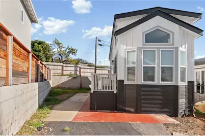 190 27 Main St #27, Morro Bay, CA 93442 - Photo 2