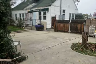 123 Douglas St, Bakersfield, CA 93308 - Photo 10