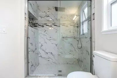 5097 E Carmen Ave, Fresno, CA 93727 - Photo 18