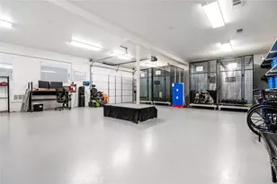 18701 Lort Dr, Visalia, CA 93292 - Photo 28