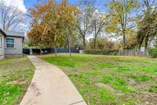 18701 Lort Dr, Visalia, CA 93292 - Photo 10