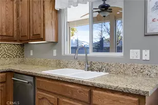 12809 Trafalgar Square, Bakersfield, CA 93312 - Photo 32