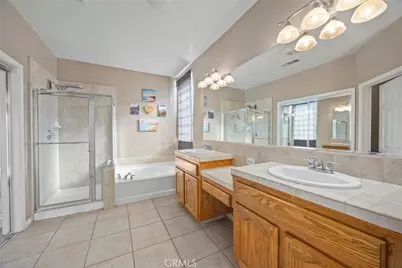 12809 Trafalgar Square, Bakersfield, CA 93312 - Photo 44