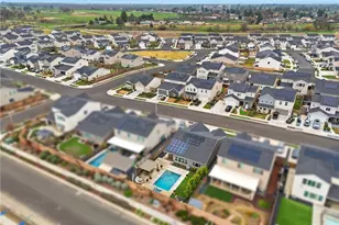 133 E Tyler Ave, Visalia, CA 93291 - Photo 48