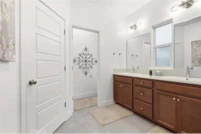 133 E Tyler Avenue, Visalia, CA 93291 - Photo 34