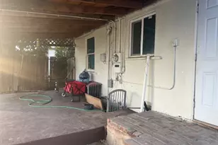 513 Washington Ave, Bakersfield, CA 93308 - Photo 20