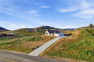 20381 Pinon Canyon Rd, Tehachapi, CA 93561 - Photo 2