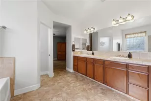 613 E Chestnut Ave, Visalia, CA 93292 - Photo 48