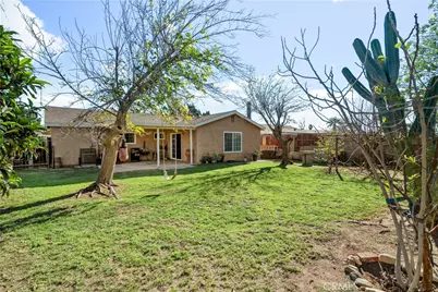 7494 Lemon Street, Fontana, CA 92336 - Photo 14