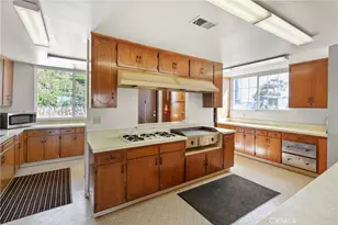 765 Mesa View Dr, Arroyo Grande, CA 93420 - Photo 24