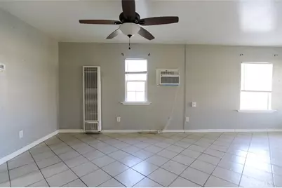 2326 Nelson, Bakersfield, CA 93305 - Photo 12