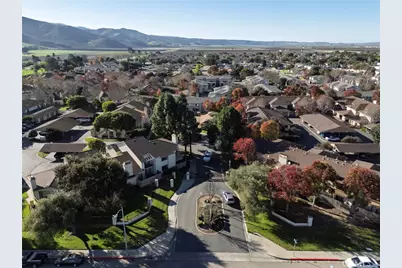 225 Village Circle, Lompoc, CA 93436 - Photo 20