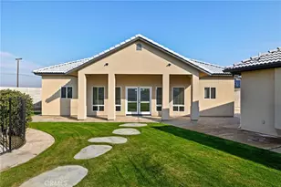 2537 Ollie Ct, Bakersfield, CA 93314 - Photo 22