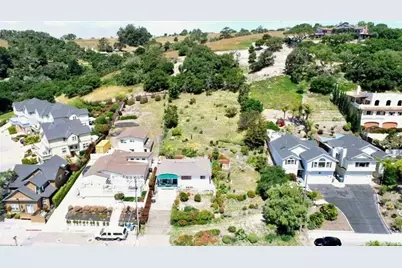 105 Le Point Street, Arroyo Grande, CA 93420 - Photo 1