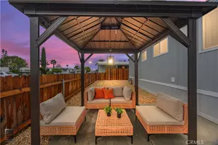 306 Kings Ln, Bakersfield, CA 93308 - Photo 2