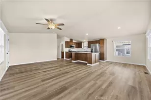 256 Mary Kay Ln, Bakersfield, CA 93308 - Photo 14