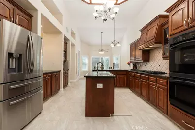 321 N Preston, Visalia, CA 93291 - Photo 16