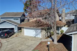 1935 Capistrano Ct, Grover Beach, CA 93433 - Photo 2