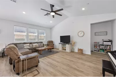 212 Artina Court, Tehachapi, CA 93561 - Photo 6