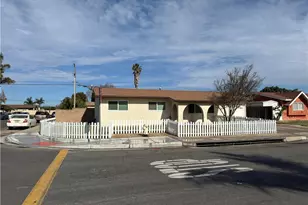 971 W Harding, Santa Maria, CA 93458 - Photo 2