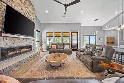 27300 Stirrup Way, Tehachapi, CA 93561 - Photo 32