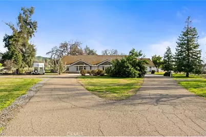 39500 Millwood #C, Woodlake, CA 93286 - Photo 2