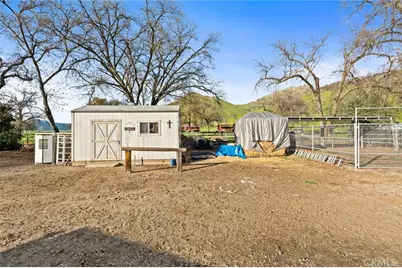 39500 Millwood #C, Woodlake, CA 93286 - Photo 44