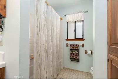 39500 Millwood #C, Woodlake, CA 93286 - Photo 28