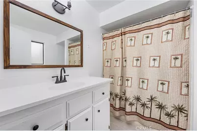 813 Orangewood, Bakersfield, CA 93306 - Photo 30