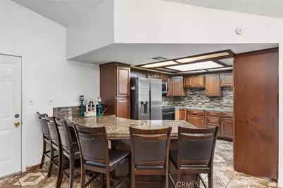 813 Orangewood, Bakersfield, CA 93306 - Photo 22