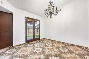 813 Orangewood, Bakersfield, CA 93306 - Photo 20