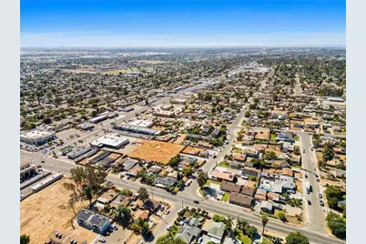 3826 Oregon, Bakersfield, CA 93306 - Photo 10