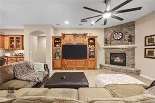 205 Somerford Ct, Bakersfield, CA 93312 - Photo 28